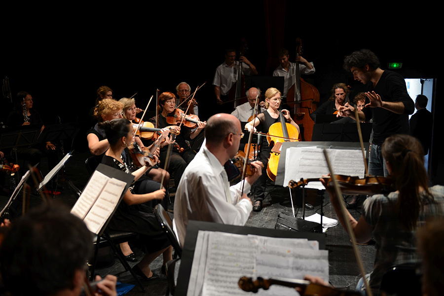 Anspielprobe kurz vor dem Konzert in Vaux-le-Pénil